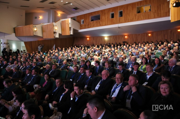 В Якутске стартовал Всероссийский муниципальный форум «Малая Родина — Сила России» В Якутске стартовал Всероссийский муниципальный форум «Малая Родина — Сила России»