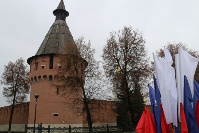 В Туле установили праздничное оформление ко Дню народного единства