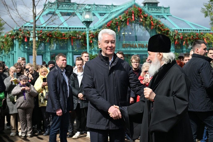 Посещение крупнейшей площадки фестиваля «Пасхальный дар» в «Коломенском»