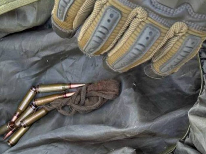 Двух шебекинцев отправят в колонию за сбыт автомата и патронов