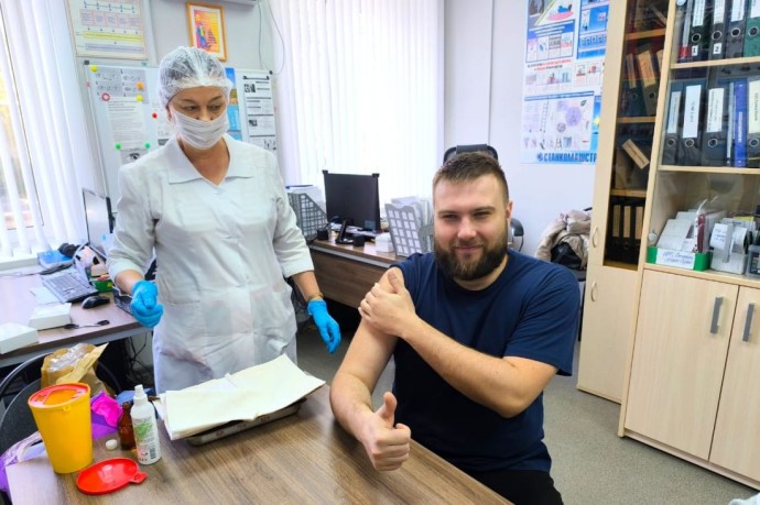 В Пензе привили от гриппа сотрудников станкостроительного завода