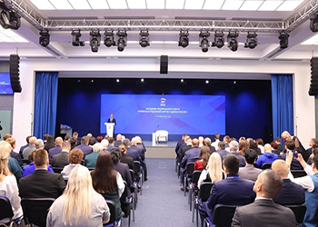 Активисты из регионов собрались в Москве, чтобы обсудить работу с избирателями