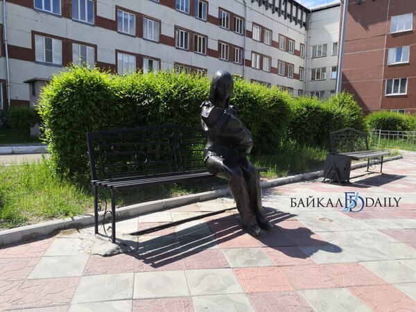 В Бурятии первые 34 студентки получили повышенное пособие по беременности и родам В Бурятии первые 34 студентки получили повышенное пособие по беременности и родам