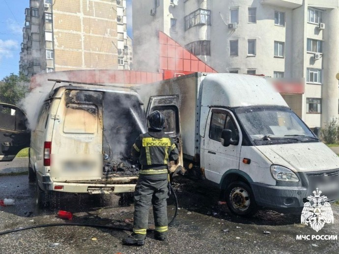На Харгоре в Белгороде сгорел автомобиль