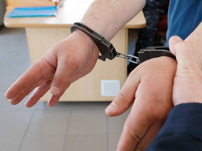 Подозреваемого в изнасиловании и убийствах военного задержали в Белгородской области