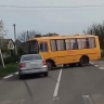 В ДТП со школьным автобусом в Борисовке пострадала девочка