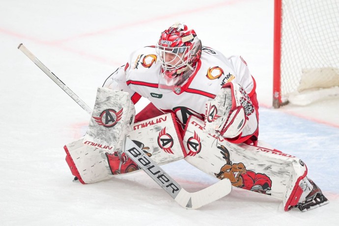 Тренер "Авангарда" сравнил вратаря "Автомобилиста" Галкина с Третьяком Тренер "Авангарда" сравнил вратаря "Автомобилиста" Галкина с Третьяком