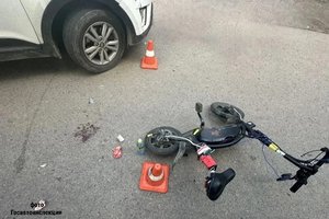 Девушка за рулем автомобиля Hyundai Creta сбила 13-летнего велосипедиста в Байкальске Девушка за рулем автомобиля Hyundai Creta сбила 13-летнего велосипедиста в Байкальске