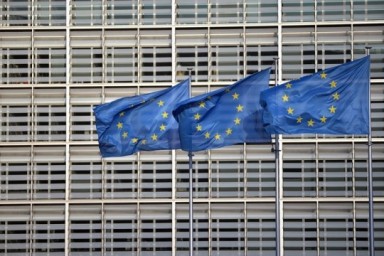 ЕС перевел Украине 1 млрд евро из доходов от замороженных активов РФ