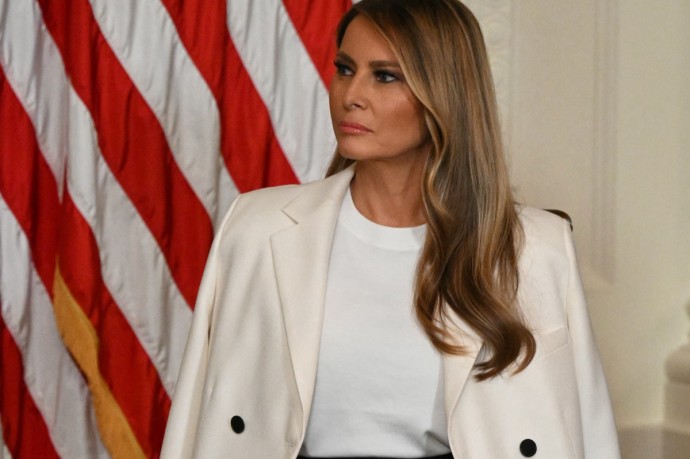 Amazon выпустит документальный фильм о Мелании Трамп