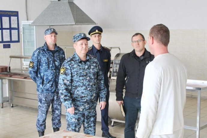 Помощник крымского омбудсмена посетил исправительные учреждения в Керчи