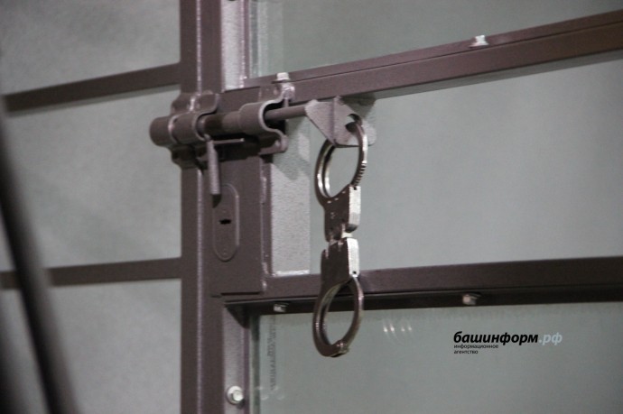 Уфимца, избившего до смерти свою пожилую бабушку, отправили за решетку