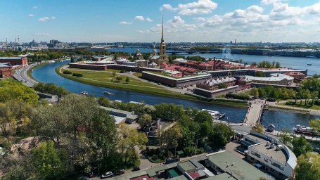 Александр Беглов: Петербургская экономика продолжает демонстрировать устойчивый рост в 2025 году