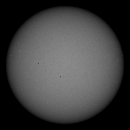 На Солнце резко исчезли все «пятна»