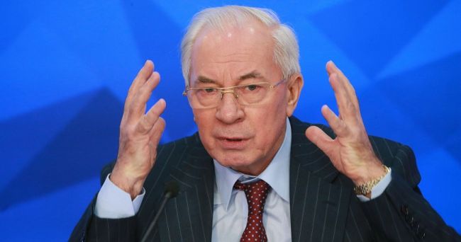 Киевский режим стирает память о вкладе украинцев в победу над нацизмом — Азаров
