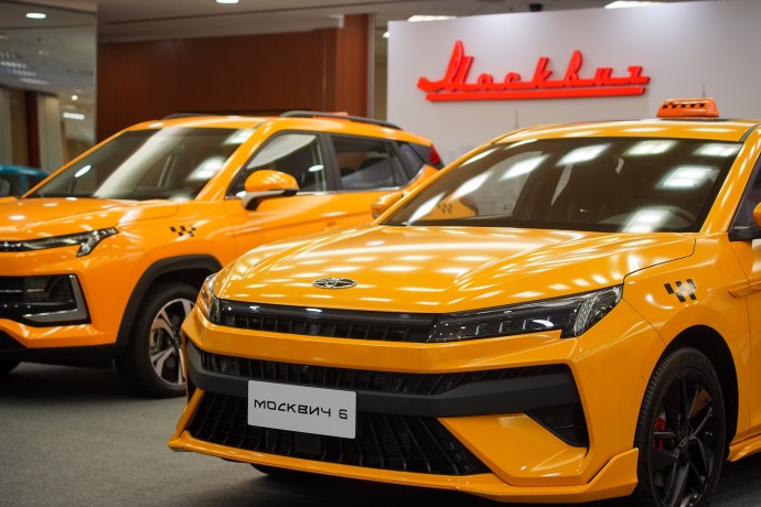 Сенатор Кутепов: использование отечественных авто в такси — не ноу-хау России