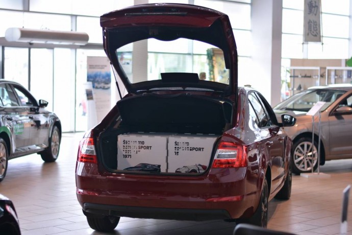 Пермские автодилеры избавляются от автосалонов из-за падения продаж