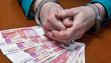 Суд смягчил наказание экс-главе МВД Коми за коррупцию