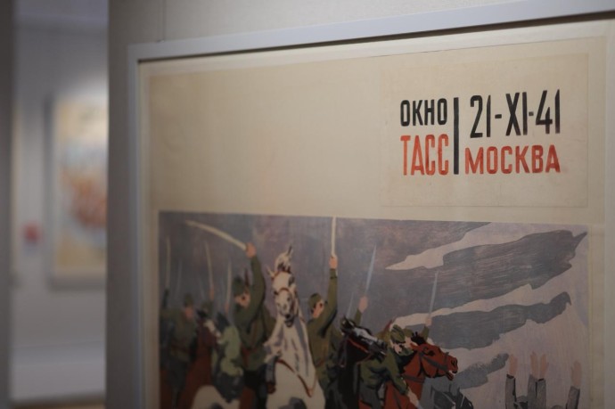 Легендарные «Окна ТАСС» из коллекции Музея современной истории России представили на выставке в Архангельске