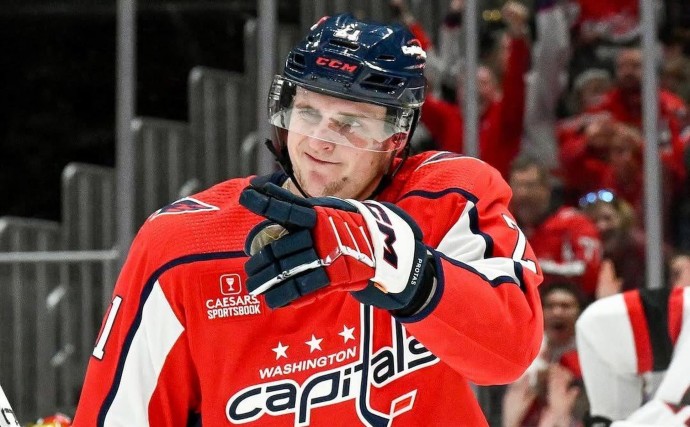 Гол Протаса помог "Вашингтону" обыграть "Тампу" в домашнем матче НХЛ