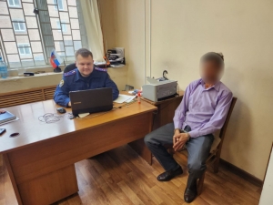 В Красноярске иностранный гражданин обвиняется в убийстве местного жителя по мотиву национальной ненависти, совершенном 19 лет назад