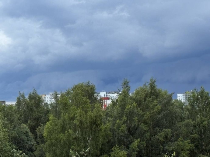 Метеорологи: в субботу ожидаются сильные осадки и порывы ветра