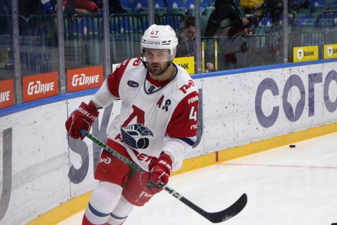 Хартли высказался о хет-трике Радулова в матче с «Сочи» Хартли высказался о хет-трике Радулова в матче с «Сочи»