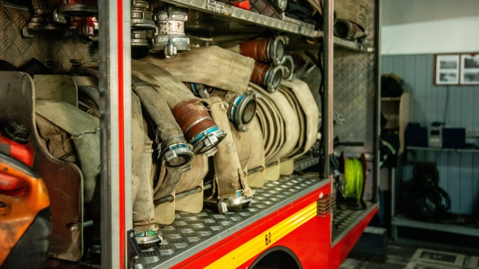 Пожар на территории «Лениздата» потушили: горела металлическая пристройка Пожар на территории «Лениздата» потушили: горела металлическая пристройка