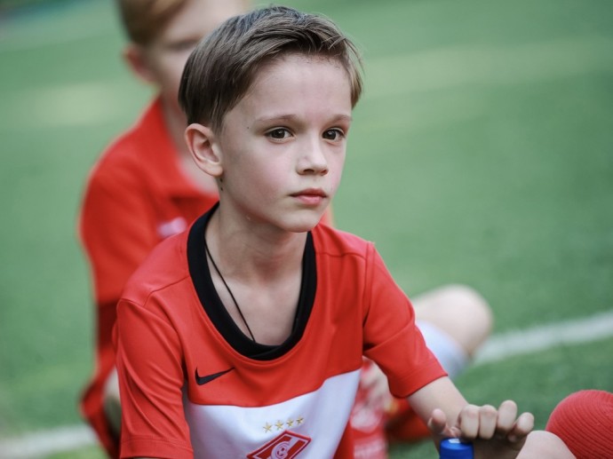 Малиновый гладиатор. Юный белгородец участвует в футбольном реалити-шоу на ТВ