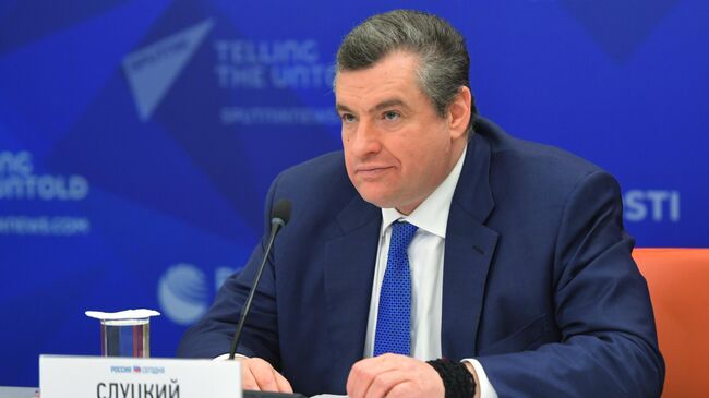 Запад просчитался в стремлении подавить Россию, заявил Слуцкий