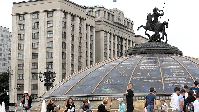 Вячеслав Володин: ГД последовательно работает над инициативами по защите детей от потенциальных угроз Вячеслав Володин: ГД последовательно работает над инициативами по защите детей от потенциальных угроз