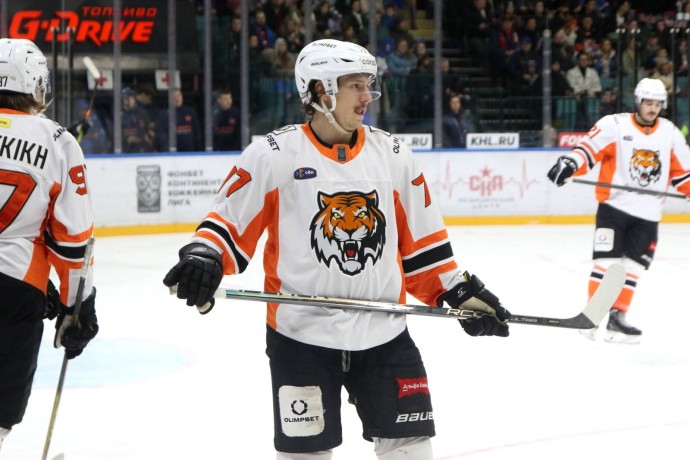 Амур – Динамо Минск: прямая трансляция, где смотреть матч онлайн 2 декабря Амур – Динамо Минск: прямая трансляция, где смотреть матч онлайн 2 декабря