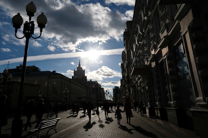 Девушки пожаловались на мужчин, агрессивно просящих деньги на улицах Москвы