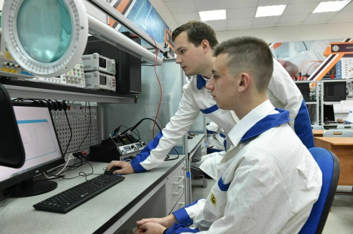 Кабмину рекомендовали регулярно проверять реализацию проекта «Профессионалитет»
