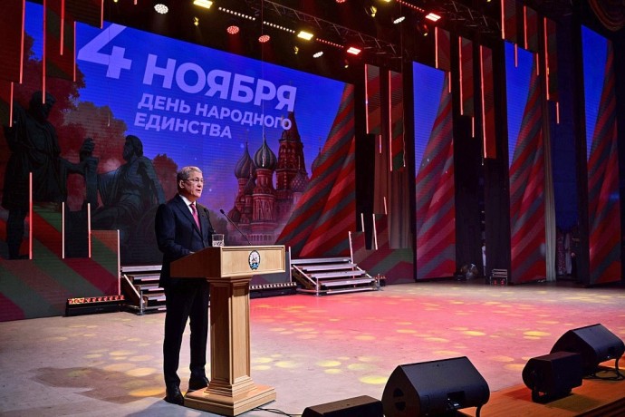 Радий Хабиров поздравил жителей Башкирии с праздником