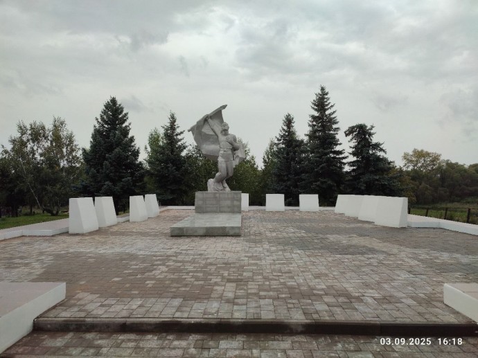 В Башкирии восстановили памятник ветеранам Великой Отечественной войны В Башкирии восстановили памятник ветеранам Великой Отечественной войны