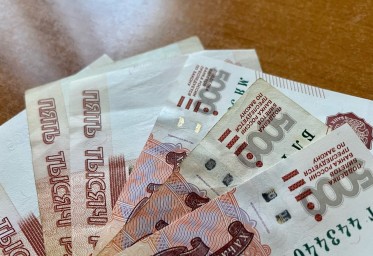 Курянин выплатил 569 тысяч рублей алиментов, чтобы получить возможность работать за границей