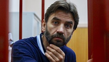 Суд продлил арест экс-главе Открытого правительства Абызову