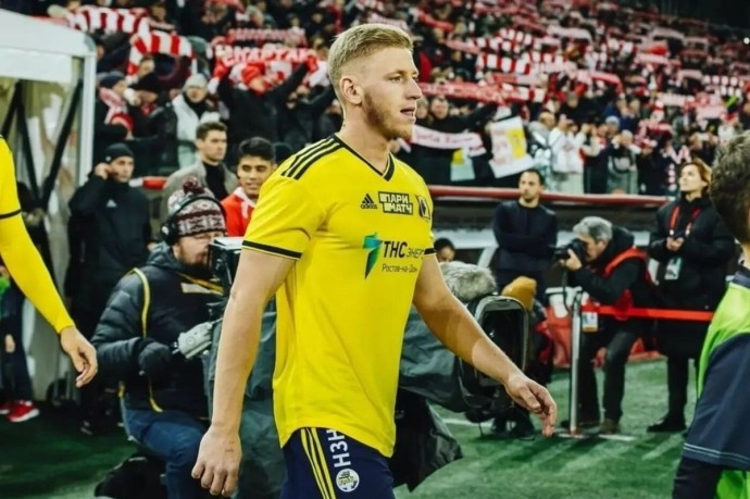 Защитник "Ростова" Дмитрий Чистяков получил травму