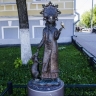 Знаменитую Снегурочку с зайчиком вернули в центр Костромы, но не туда