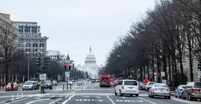 CNN: Не менее 40 тысяч американских чиновников уволятся из госструктур