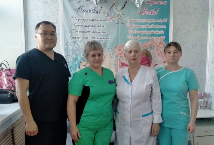 В Бурятии самоотверженные врачи спасли жизнь новорождённого и его матери