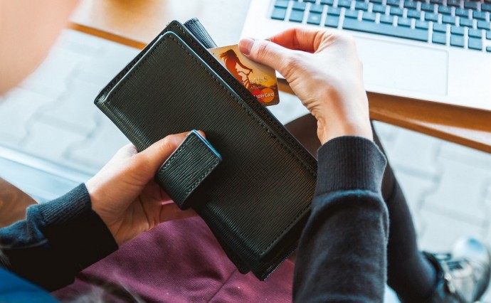 Потребкредиты в России могут подорожать до 48% годовых