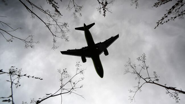 Летящий в Казань самолет из Красноярска перенаправили на запасной аэродром