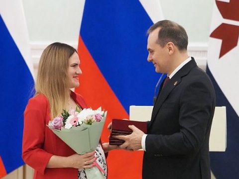 «Главная миссия женщины – быть матерью» - в Доме Республики прошла церемония, приуроченная ко Дню матери
