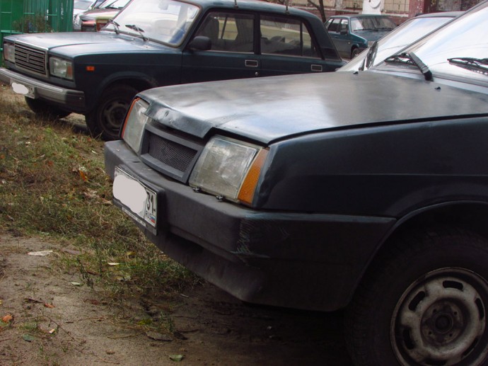 В Старом Осколе начали рейды по поиску автомобилей на газонах