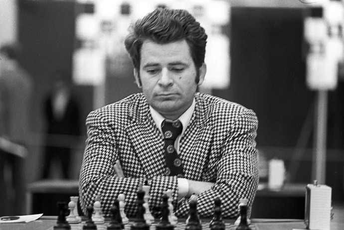Ушел из жизни гроссмейстер, научившийся играть в шахматы в Кировской области