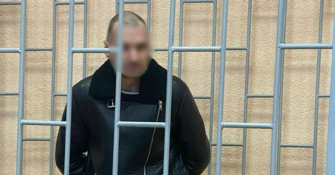 43-летний житель Светлого поссорился с приятелем и зарезал его
