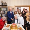 Поздравление фронтовика почетного гражданина Москвы Ивана Слухая с 100-летием