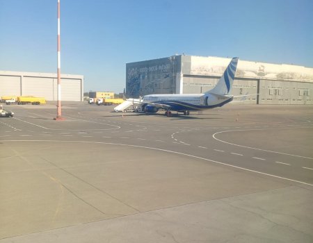 В аэропорту Уфы временно ввели ограничения на прием и выпуск самолетов